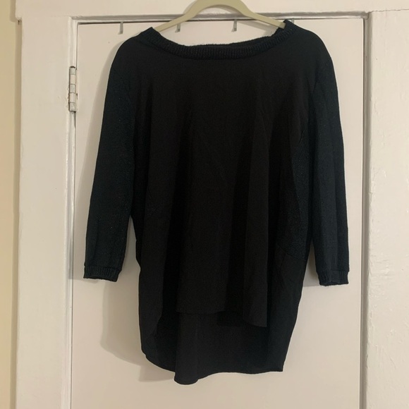 The Limited Black Flowy Blouse Size Medium - Picture 4 of 10